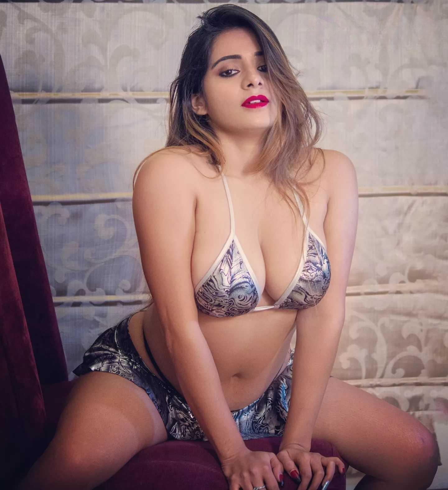 Sexy Queen Dipshika Roy Enjoys Herself Hotsarena Worlds Best Models And Actress Network